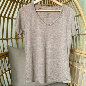 WOOL Woolx Merino Wool Tee Shirt Endurance Tee Base Layer Woman’s US M w Flaws